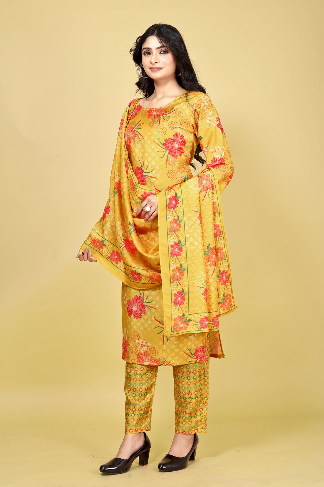 Women Yellow Poly Muslin Silk Printed Kurta Pant Dupatta Set | Digital Print | Festive Wear