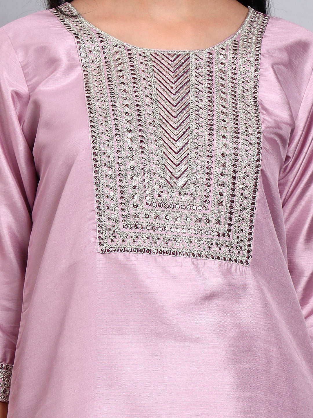 Women Light Pink Silk Blend Embroidered Kurta Pant Set