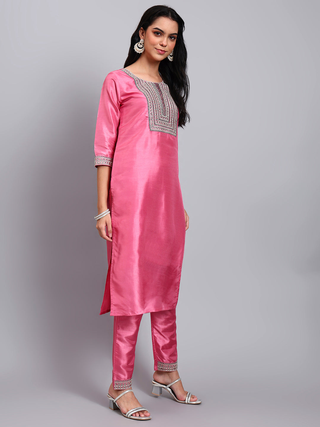 Women Pink Silk Blend Embroidered Kurta Pant Set