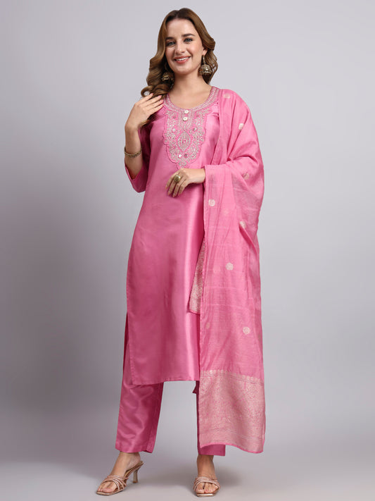 Women Pink Silk Blend Embroidered Kurta Pant Dupatta Set