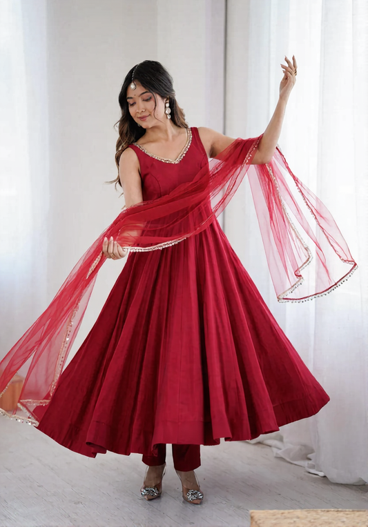 Women Red Viscose Silk Anarkali Kurta Pant Dupatta Set